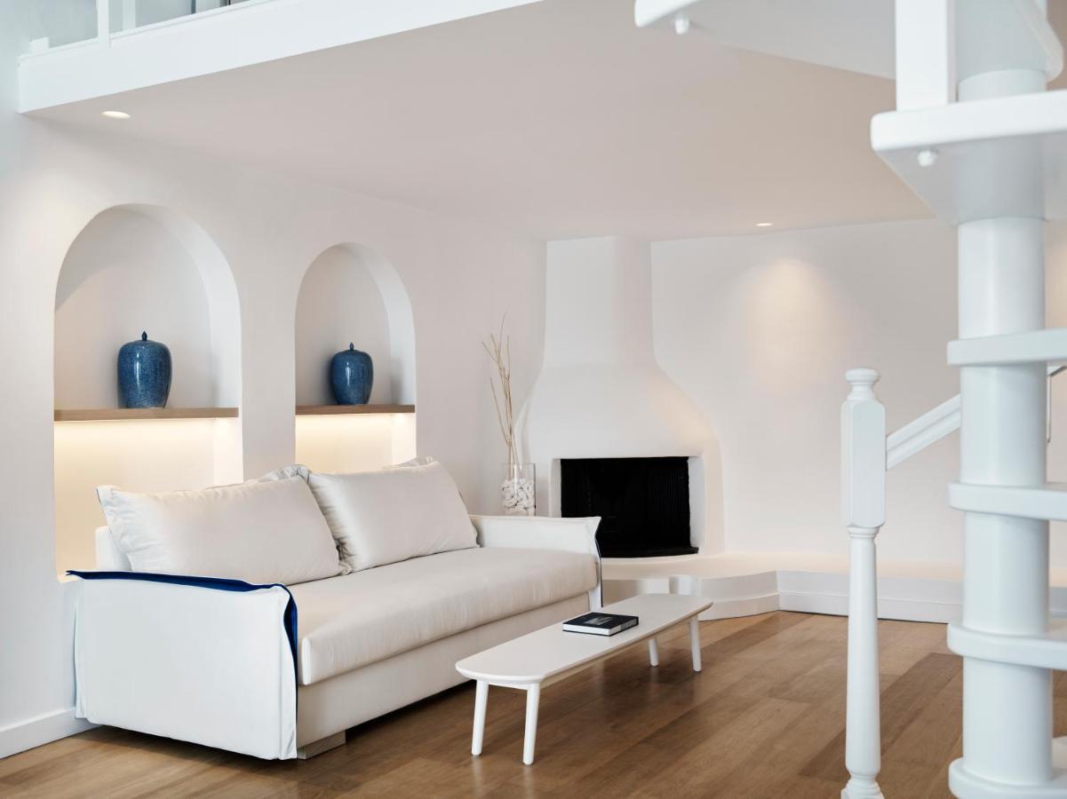 The Open Living Suite Pelagos House