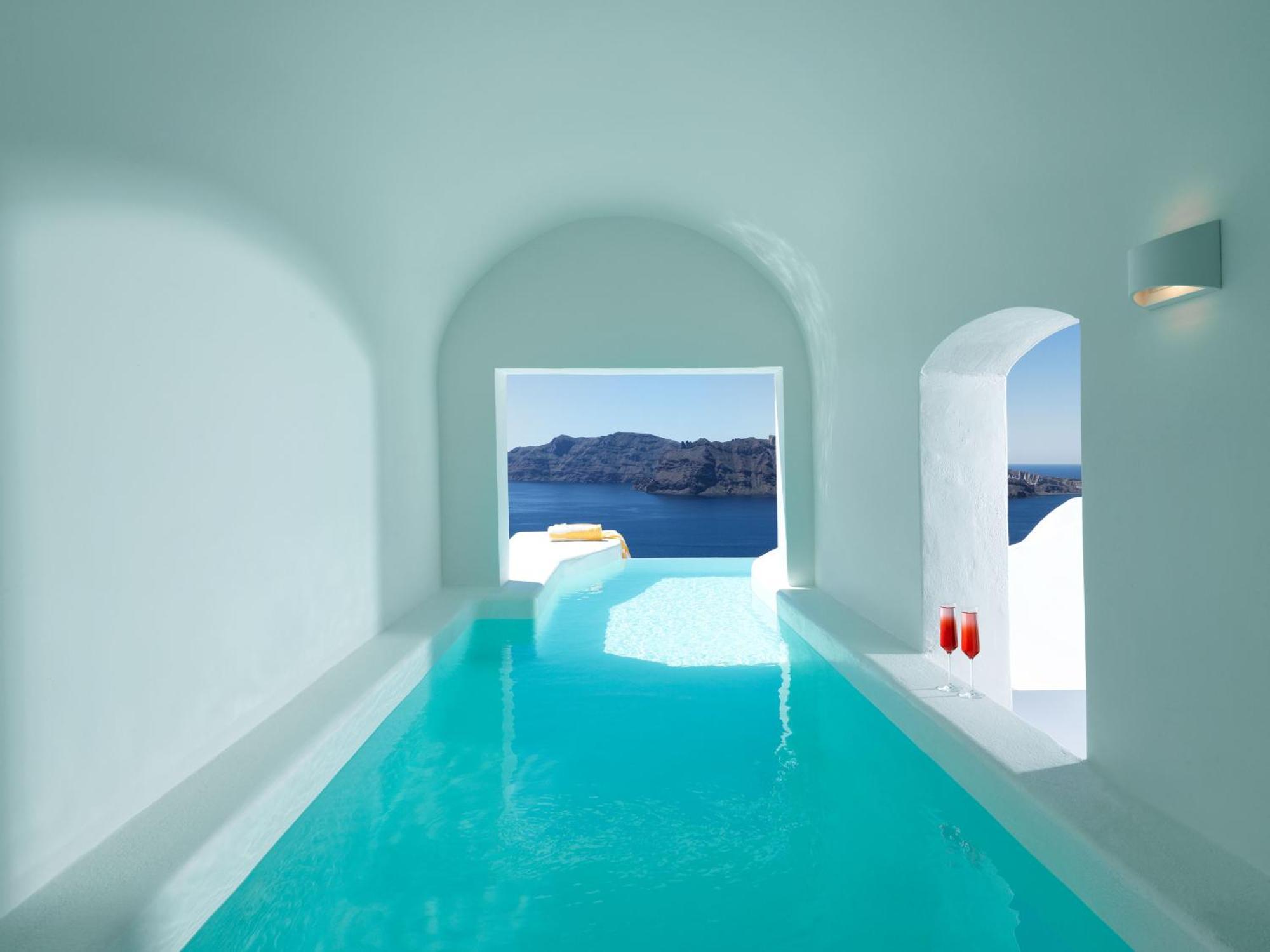 The Cave Horizon Suite – Pelagos House